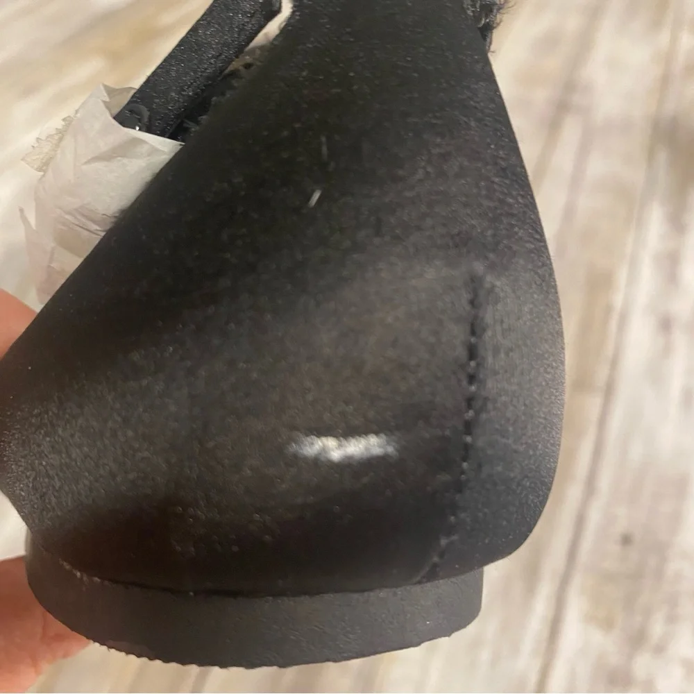 Chinese Laundry Black Lace T strap Flats Sz 11